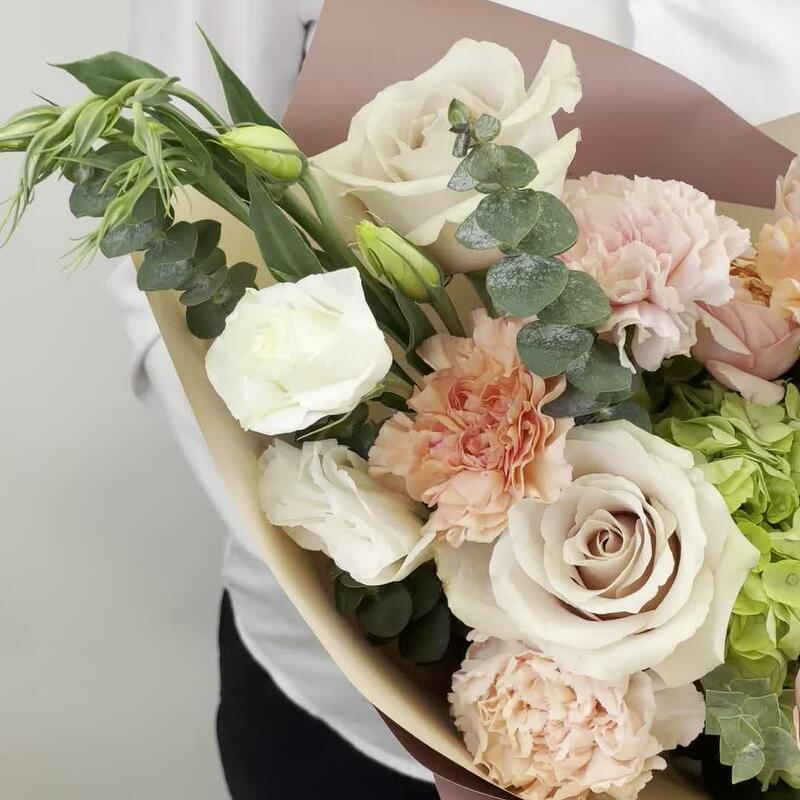 Пион роза   , гортензия, диантусы